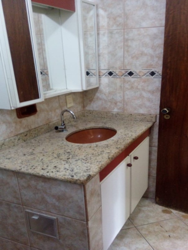 Apartamento à venda com 2 quartos, 75m² - Foto 10