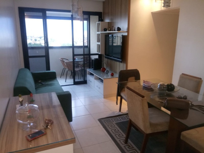 Apartamento à venda com 3 quartos, 74m² - Foto 1