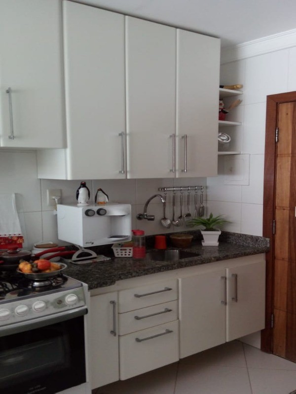 Apartamento à venda com 2 quartos, 65m² - Foto 11