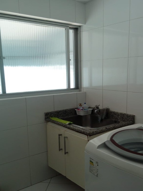 Apartamento à venda com 2 quartos, 65m² - Foto 13