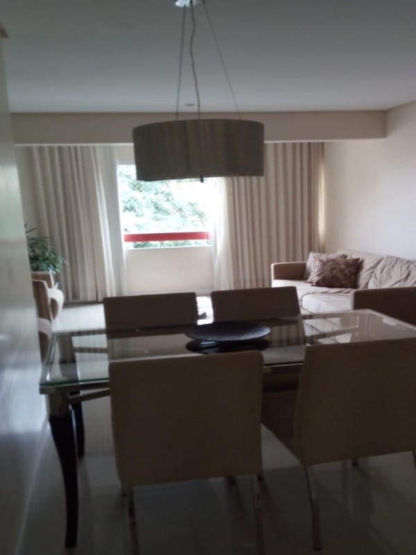 Apartamento à venda com 3 quartos, 97m² - Foto 1