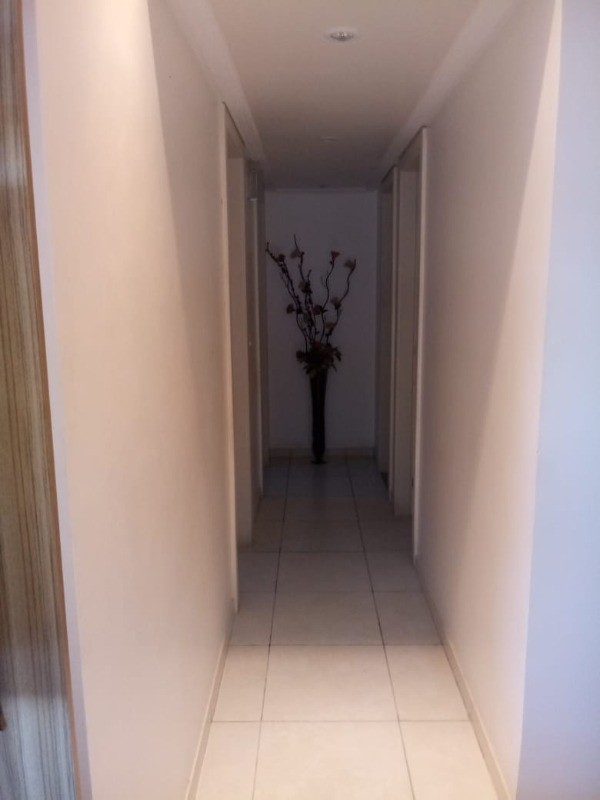 Apartamento à venda com 3 quartos, 74m² - Foto 3