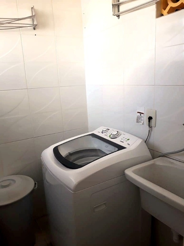 Apartamento à venda com 2 quartos, 70m² - Foto 11