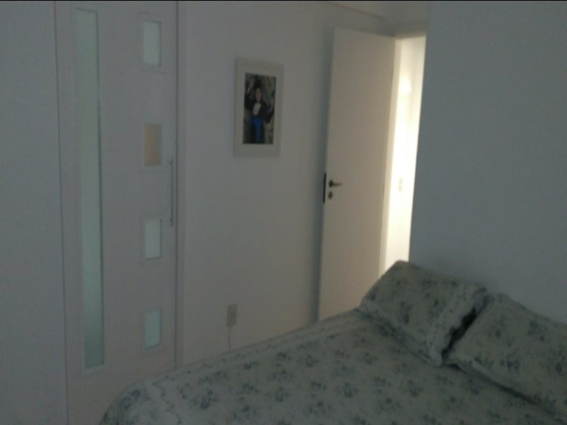 Apartamento à venda com 3 quartos, 70m² - Foto 2