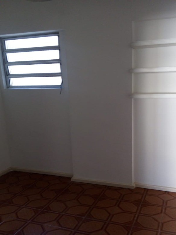 Apartamento à venda com 3 quartos, 75m² - Foto 3