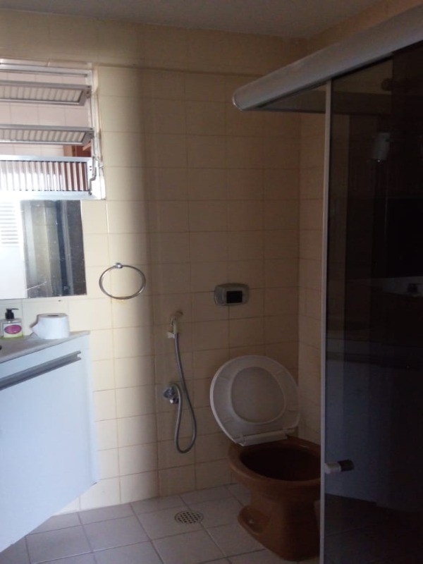 Apartamento à venda com 3 quartos, 75m² - Foto 7