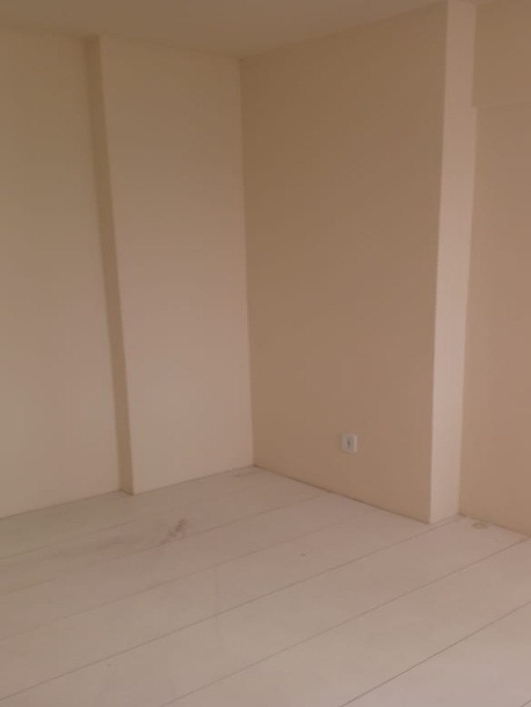 Apartamento à venda com 2 quartos, 67m² - Foto 4