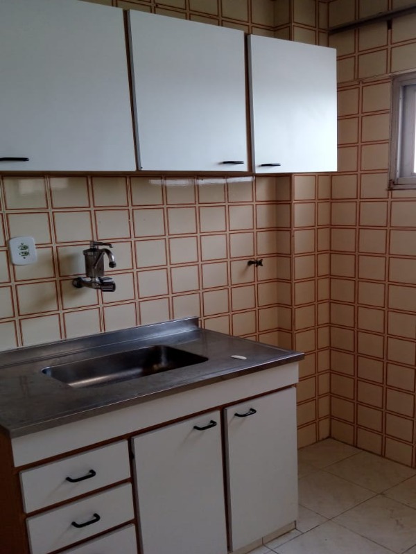 Apartamento à venda com 2 quartos, 67m² - Foto 7