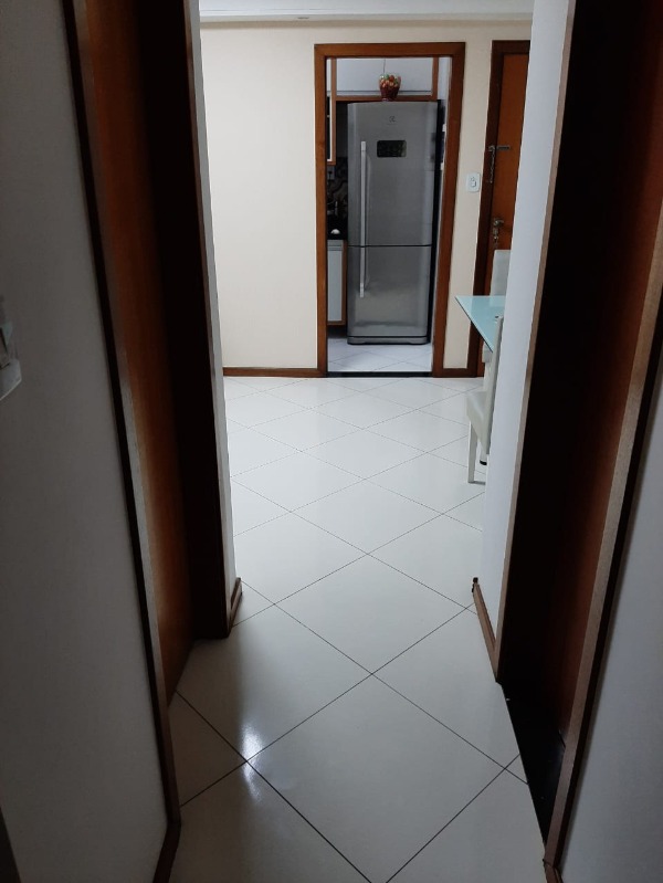 Apartamento à venda com 2 quartos, 65m² - Foto 23