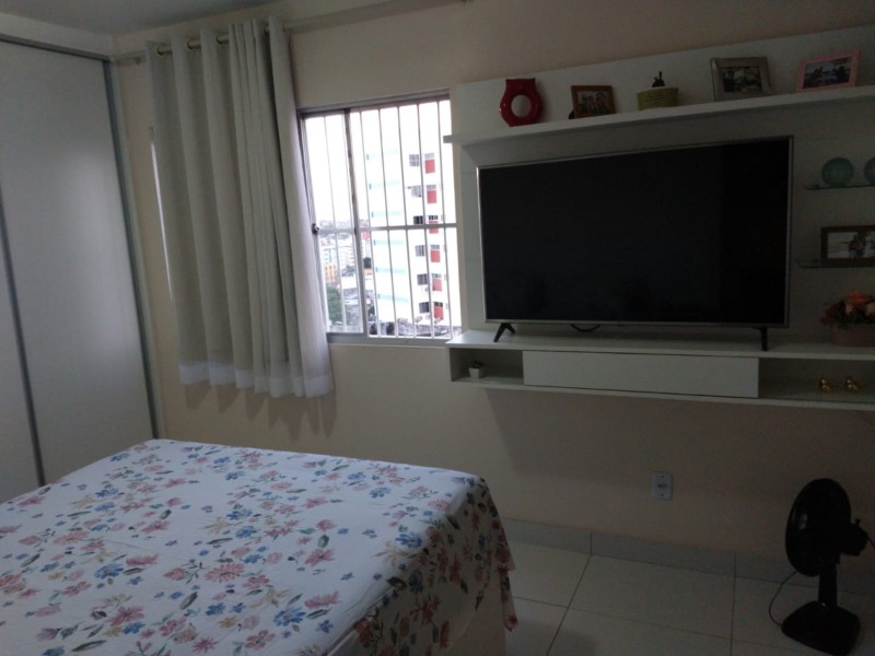 Apartamento à venda com 2 quartos, 75m² - Foto 5