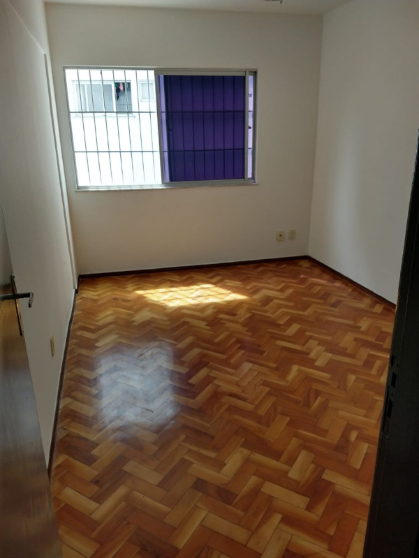 Apartamento à venda com 2 quartos, 80m² - Foto 6