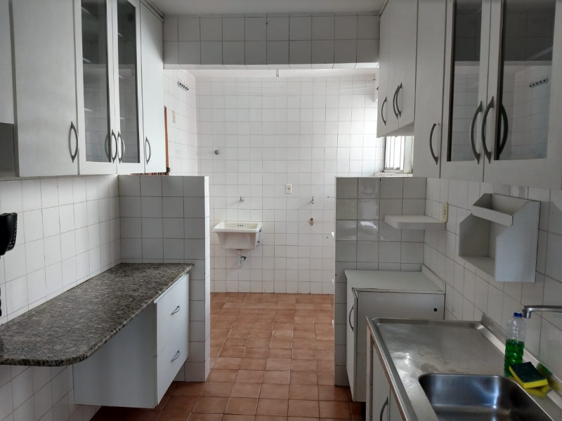 Apartamento à venda com 2 quartos, 80m² - Foto 8