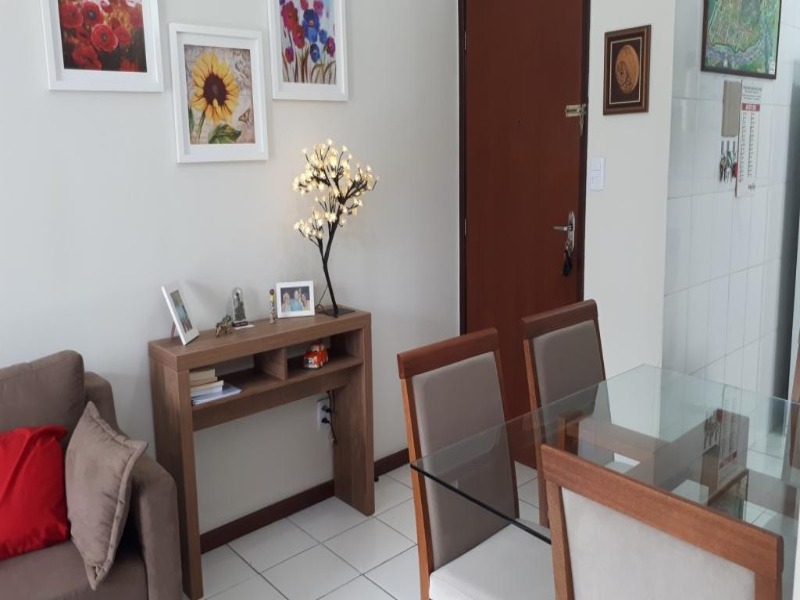 Apartamento à venda com 2 quartos, 57m² - Foto 1