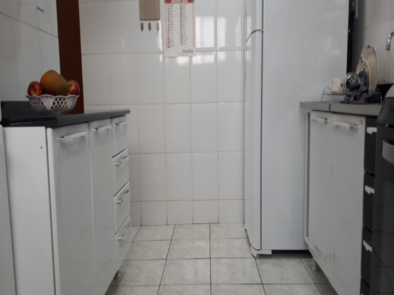 Apartamento à venda com 2 quartos, 57m² - Foto 10