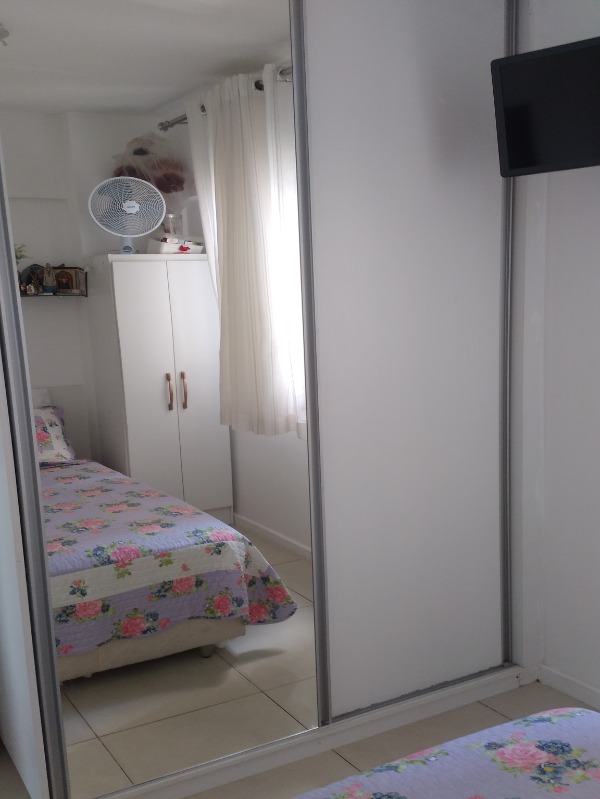 Apartamento à venda com 2 quartos, 63m² - Foto 9