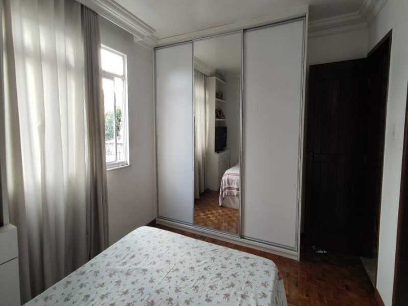 Apartamento à venda com 3 quartos, 101m² - Foto 10