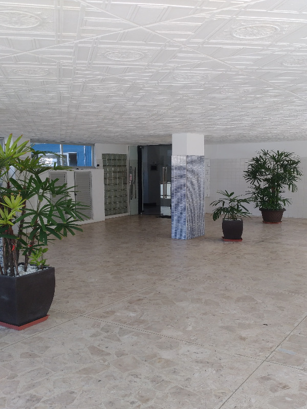 Apartamento à venda com 2 quartos, 80m² - Foto 12