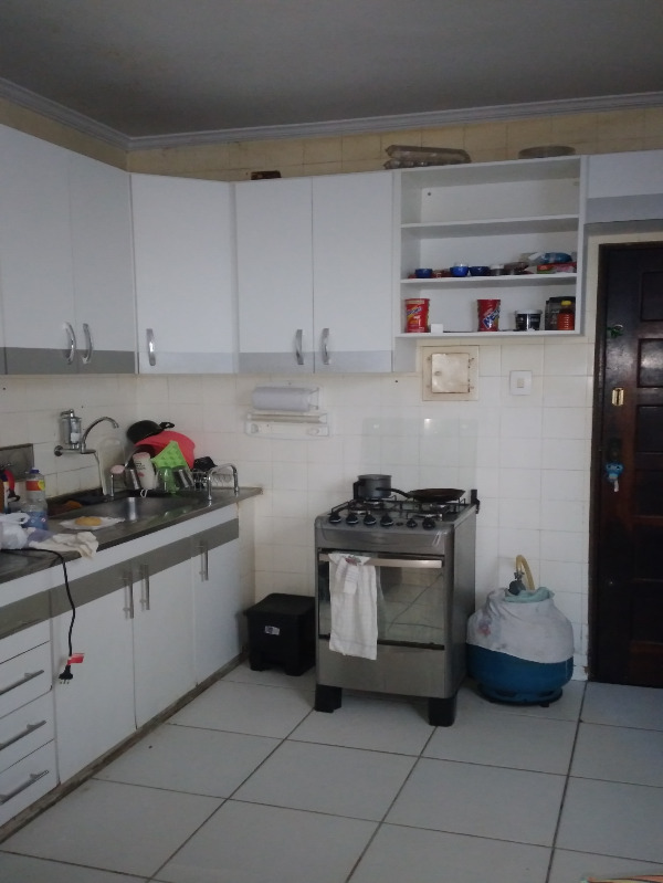 Apartamento à venda com 2 quartos, 80m² - Foto 7