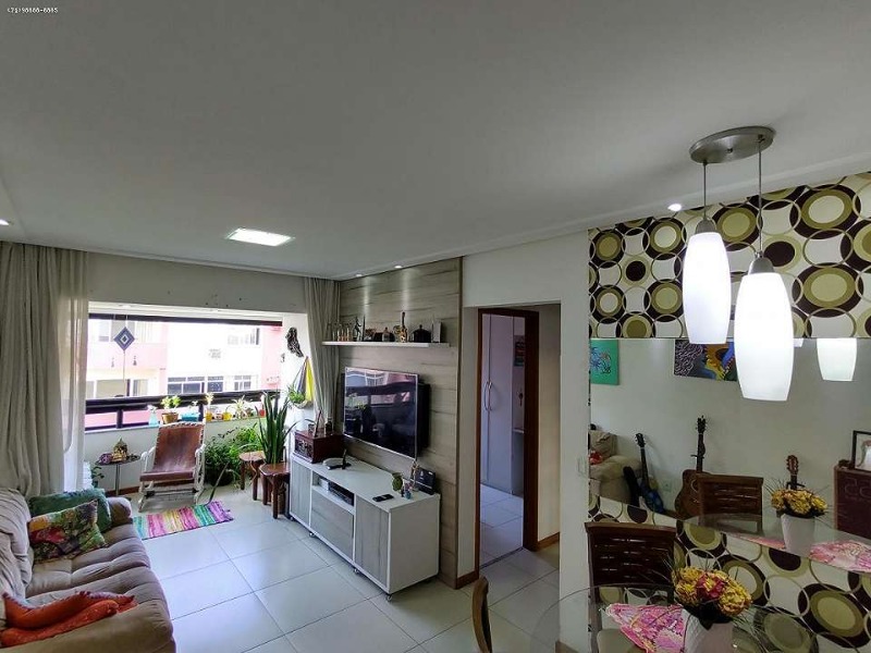 Apartamento à venda com 3 quartos, 80m² - Foto 1