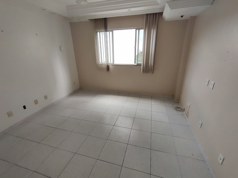 Apartamento à venda com 2 quartos, 73m² - Foto 1