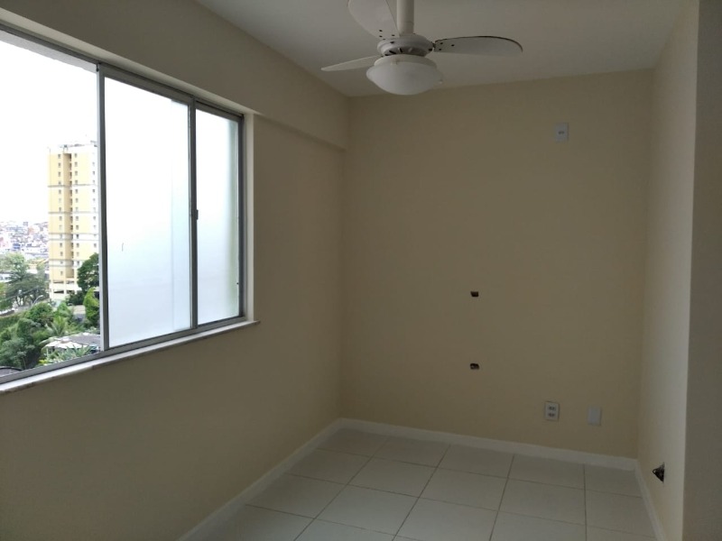 Apartamento à venda com 3 quartos, 60m² - Foto 3