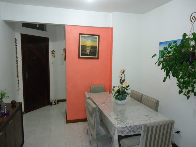 Apartamento à venda com 3 quartos, 70m² - Foto 2