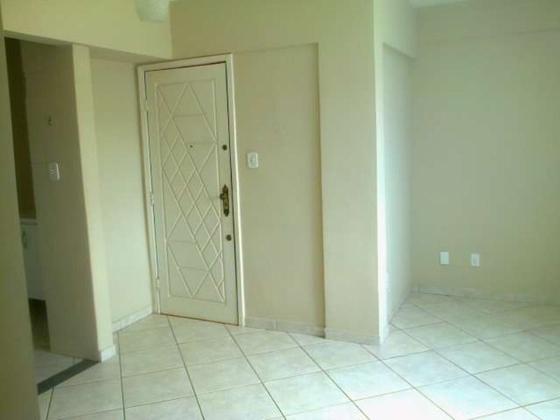 Apartamento à venda com 3 quartos, 65m² - Foto 1