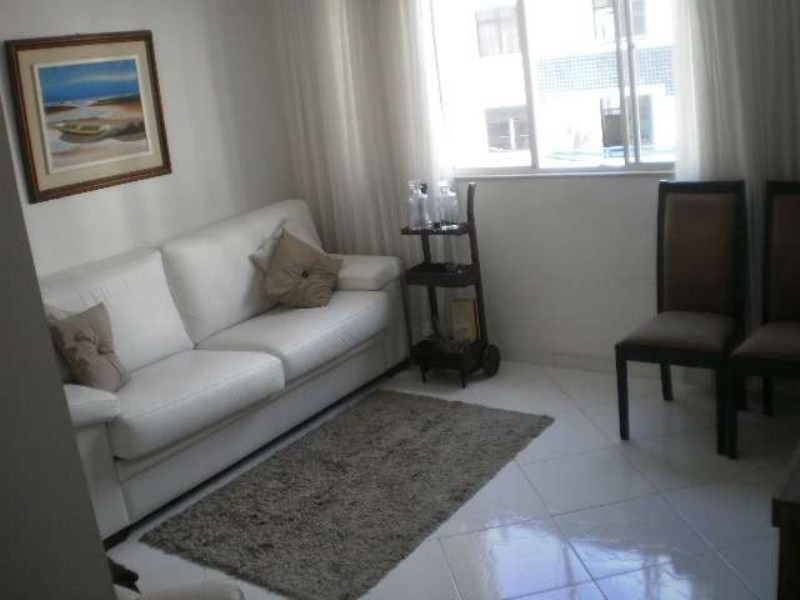 Apartamento à venda com 2 quartos, 60m² - Foto 1