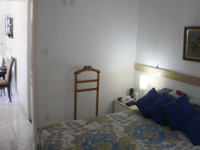 Apartamento à venda com 2 quartos, 60m² - Foto 4