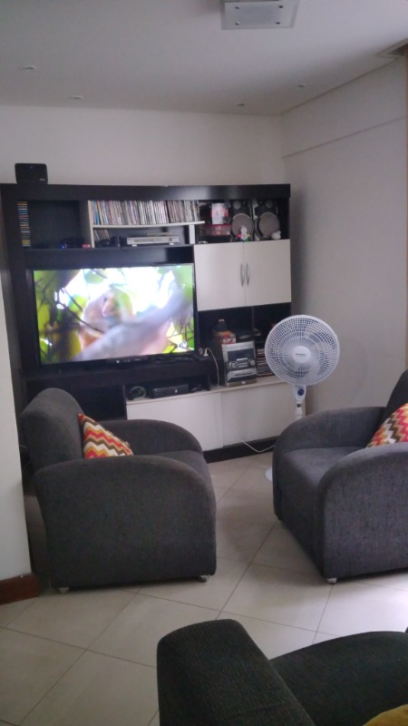 Apartamento à venda com 3 quartos, 65m² - Foto 3