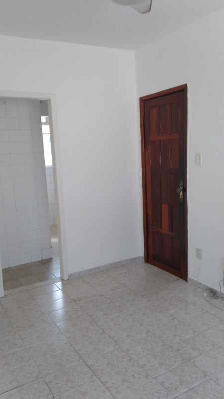 Apartamento à venda com 3 quartos, 70m² - Foto 3