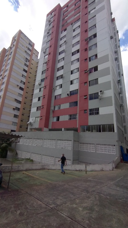 Apartamento à venda com 3 quartos, 70m² - Foto 13