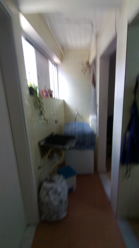 Apartamento à venda com 2 quartos, 75m² - Foto 11