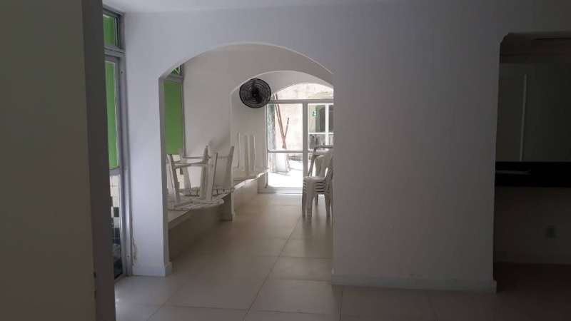 Apartamento à venda com 2 quartos, 70m² - Foto 17