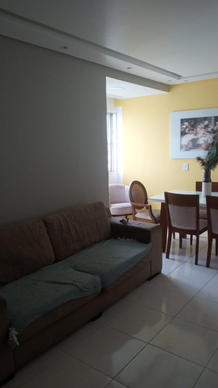 Apartamento à venda com 2 quartos, 68m² - Foto 2