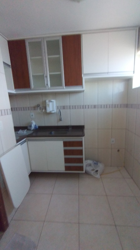 Apartamento à venda com 3 quartos, 70m² - Foto 8