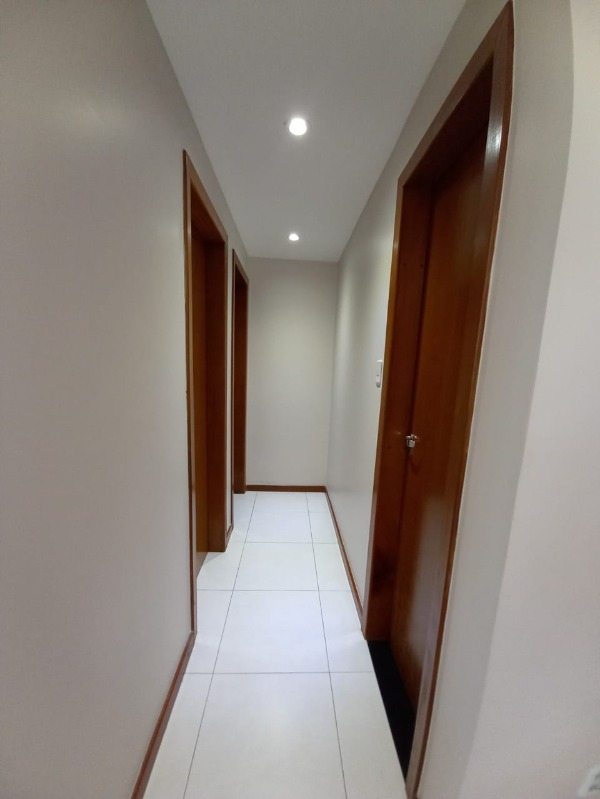 Apartamento à venda com 2 quartos, 70m² - Foto 9