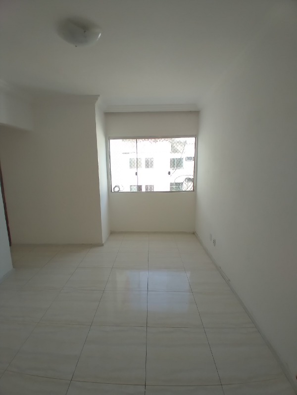 Apartamento à venda com 2 quartos, 60m² - Foto 1