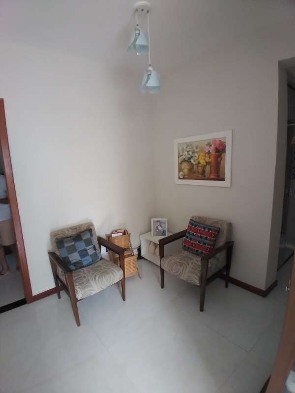 Apartamento à venda com 3 quartos, 80m² - Foto 4