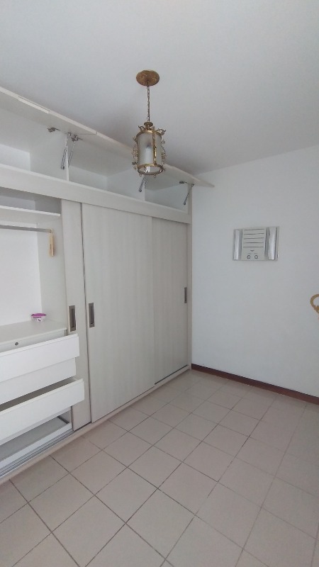 Apartamento à venda com 3 quartos, 100m² - Foto 6