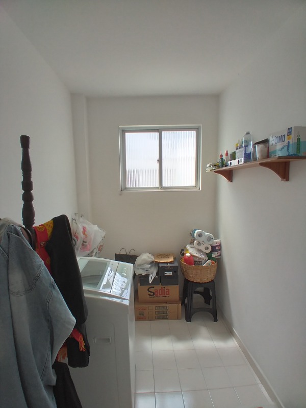 Apartamento à venda com 2 quartos, 70m² - Foto 11