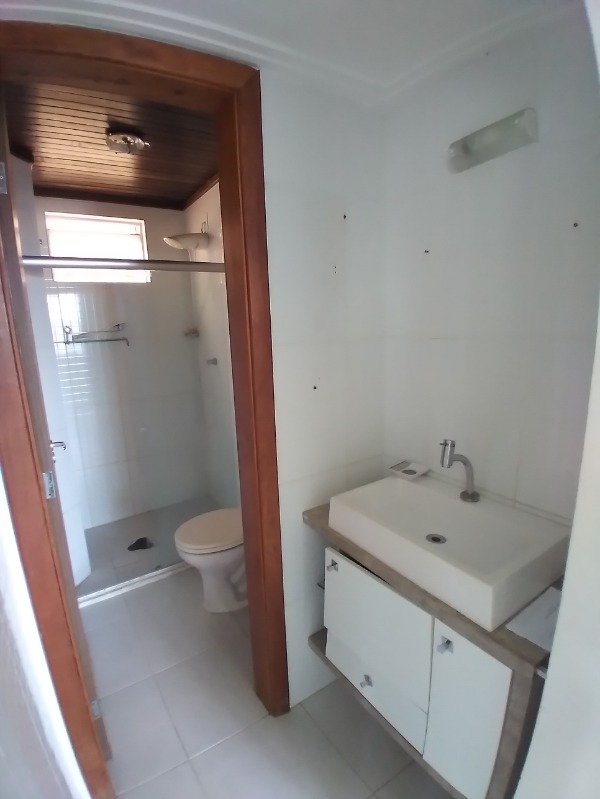 Apartamento à venda com 2 quartos, 70m² - Foto 7