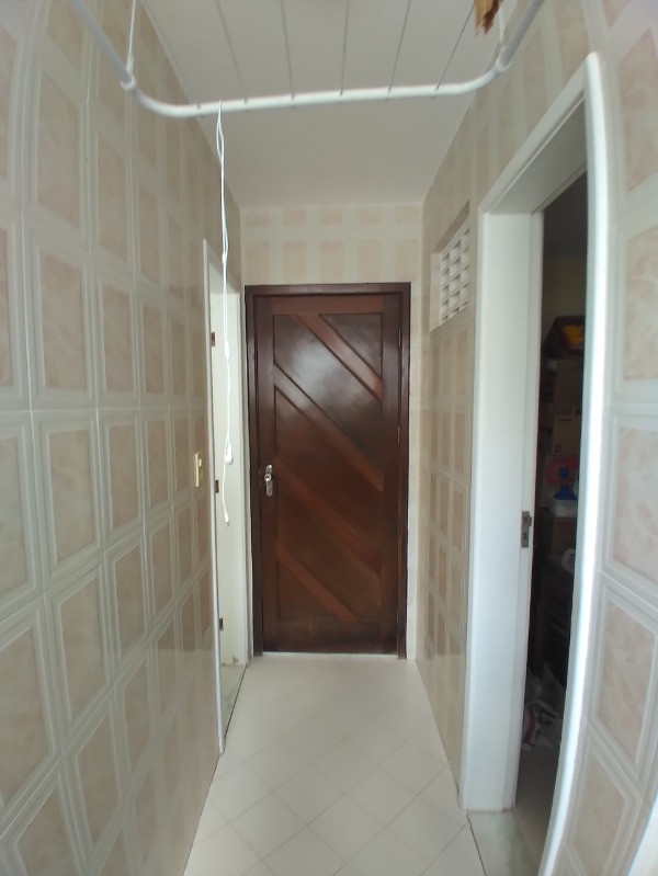 Apartamento à venda com 2 quartos, 70m² - Foto 9