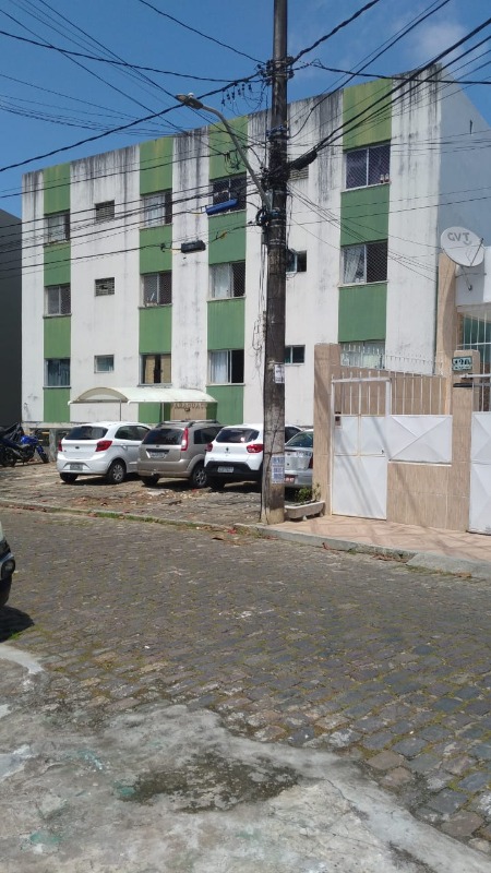 Apartamento à venda com 2 quartos, 68m² - Foto 11