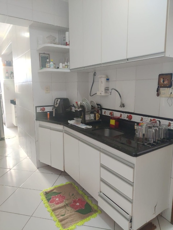 Apartamento à venda com 3 quartos, 80m² - Foto 10