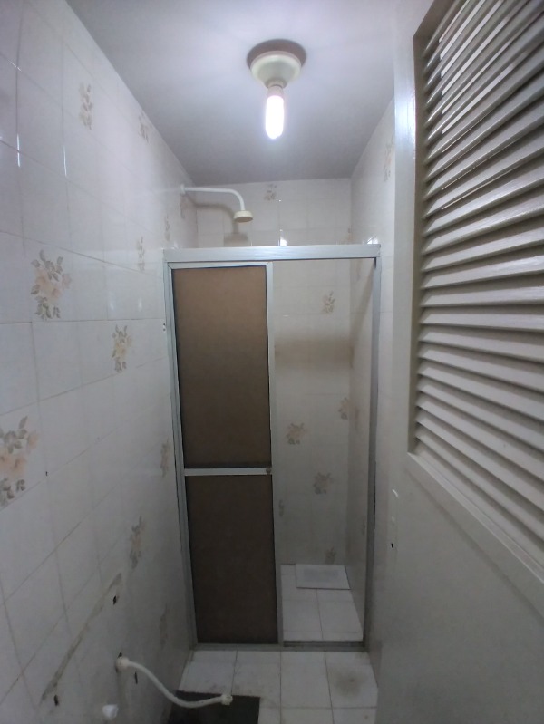 Apartamento à venda com 2 quartos, 65m² - Foto 9