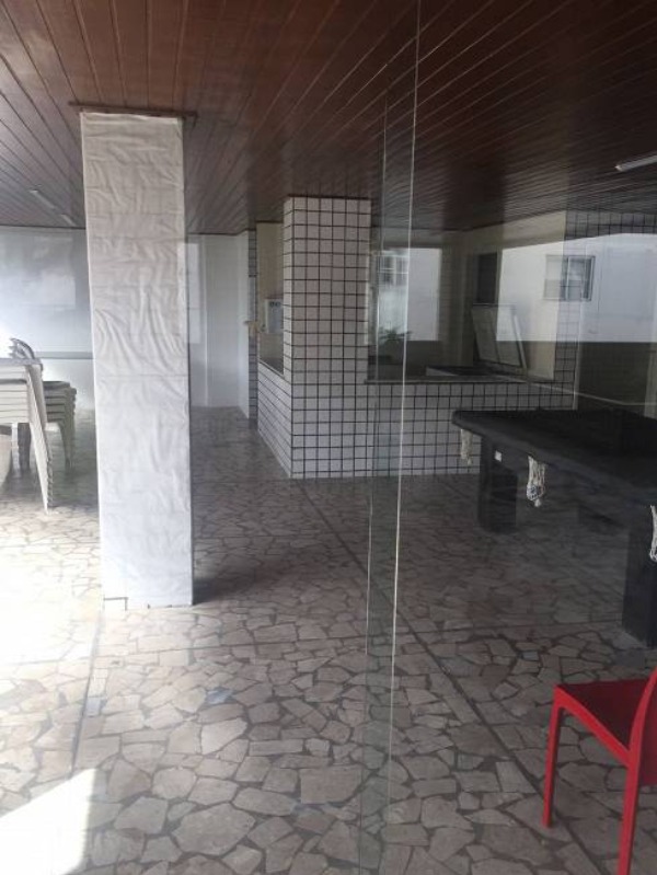 Apartamento à venda com 2 quartos, 80m² - Foto 3