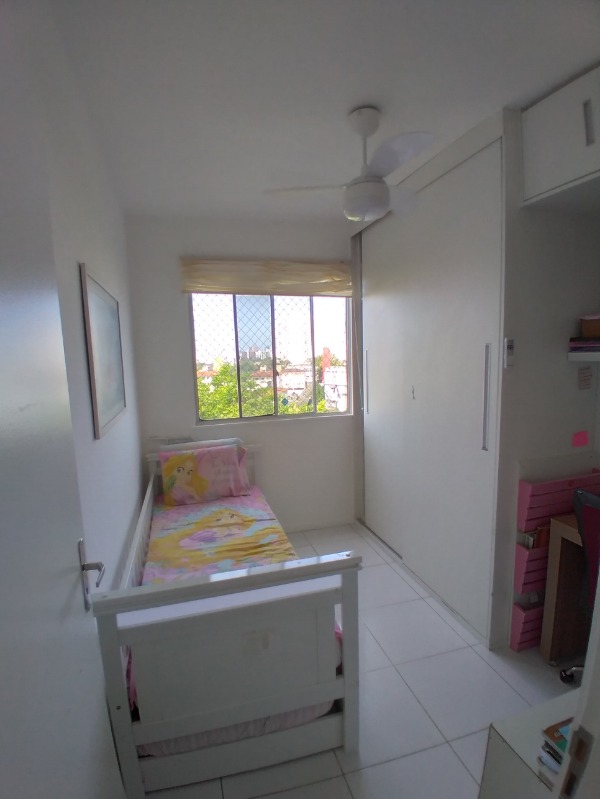 Apartamento à venda com 2 quartos, 70m² - Foto 4