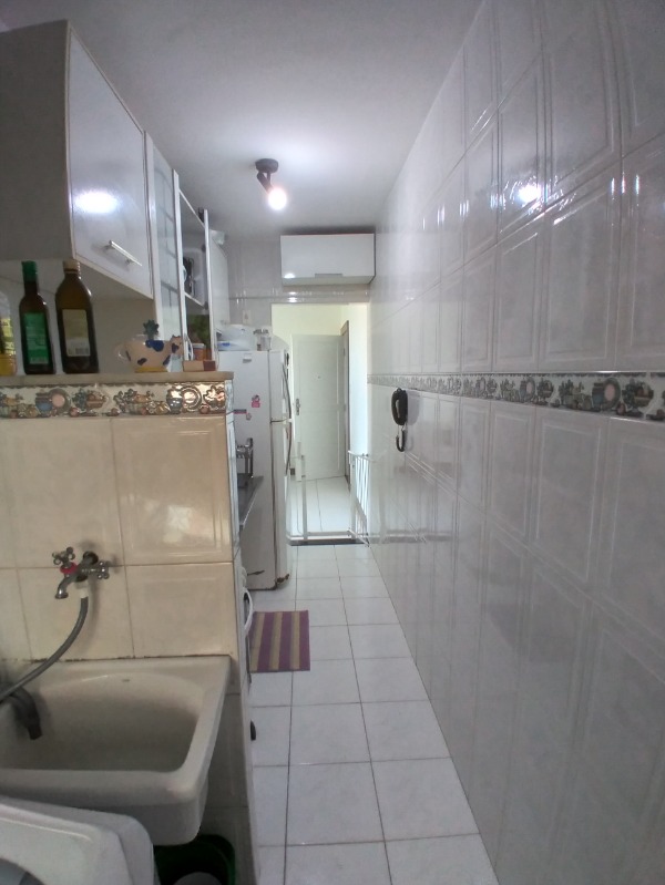 Apartamento à venda com 2 quartos, 70m² - Foto 9