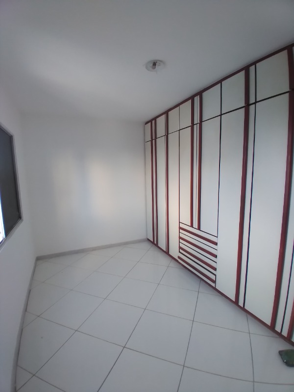 Apartamento à venda com 2 quartos, 70m² - Foto 9